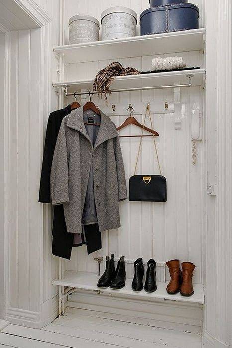 Шкаф для одежды в маленькую прихожую